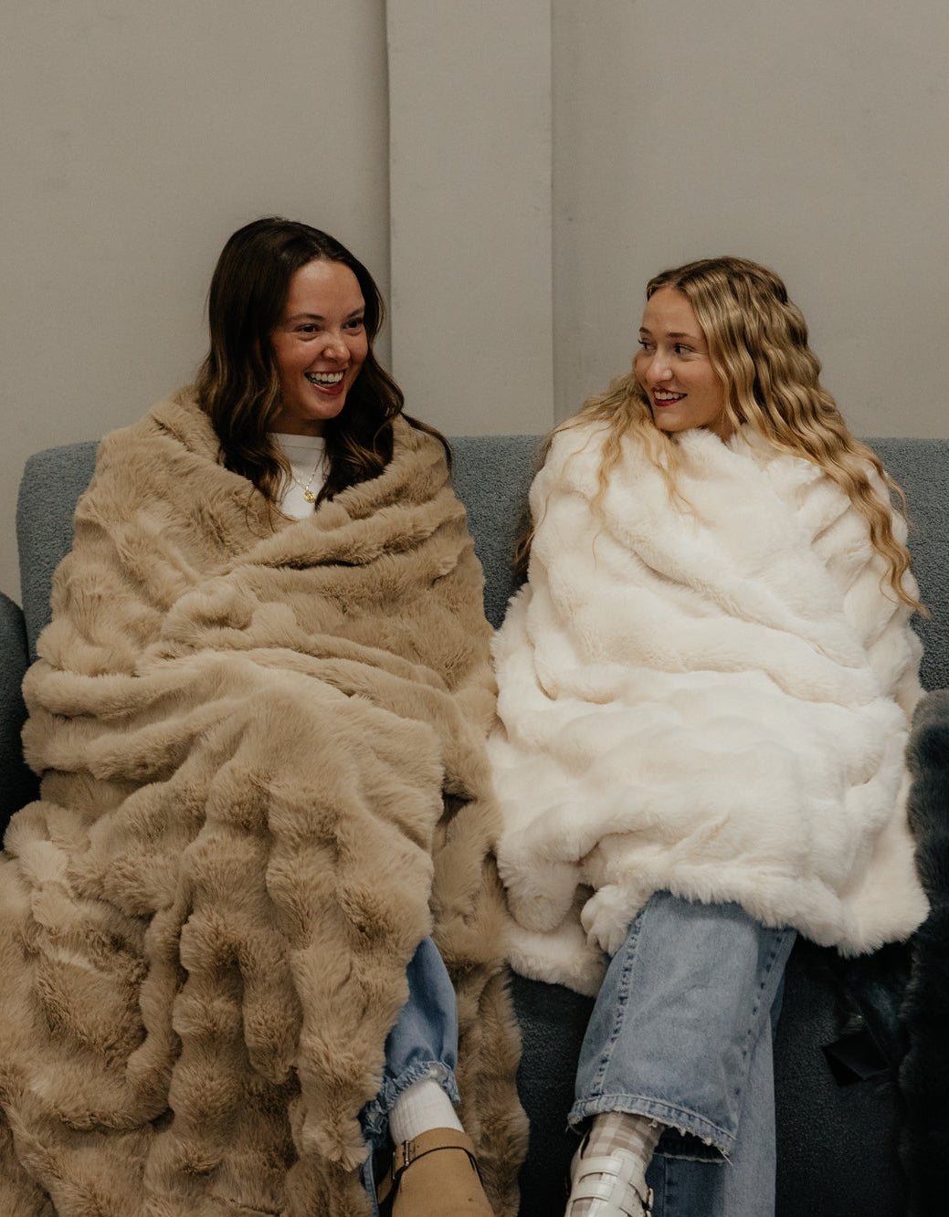 Essential Cozy Throw - Warm Ivory