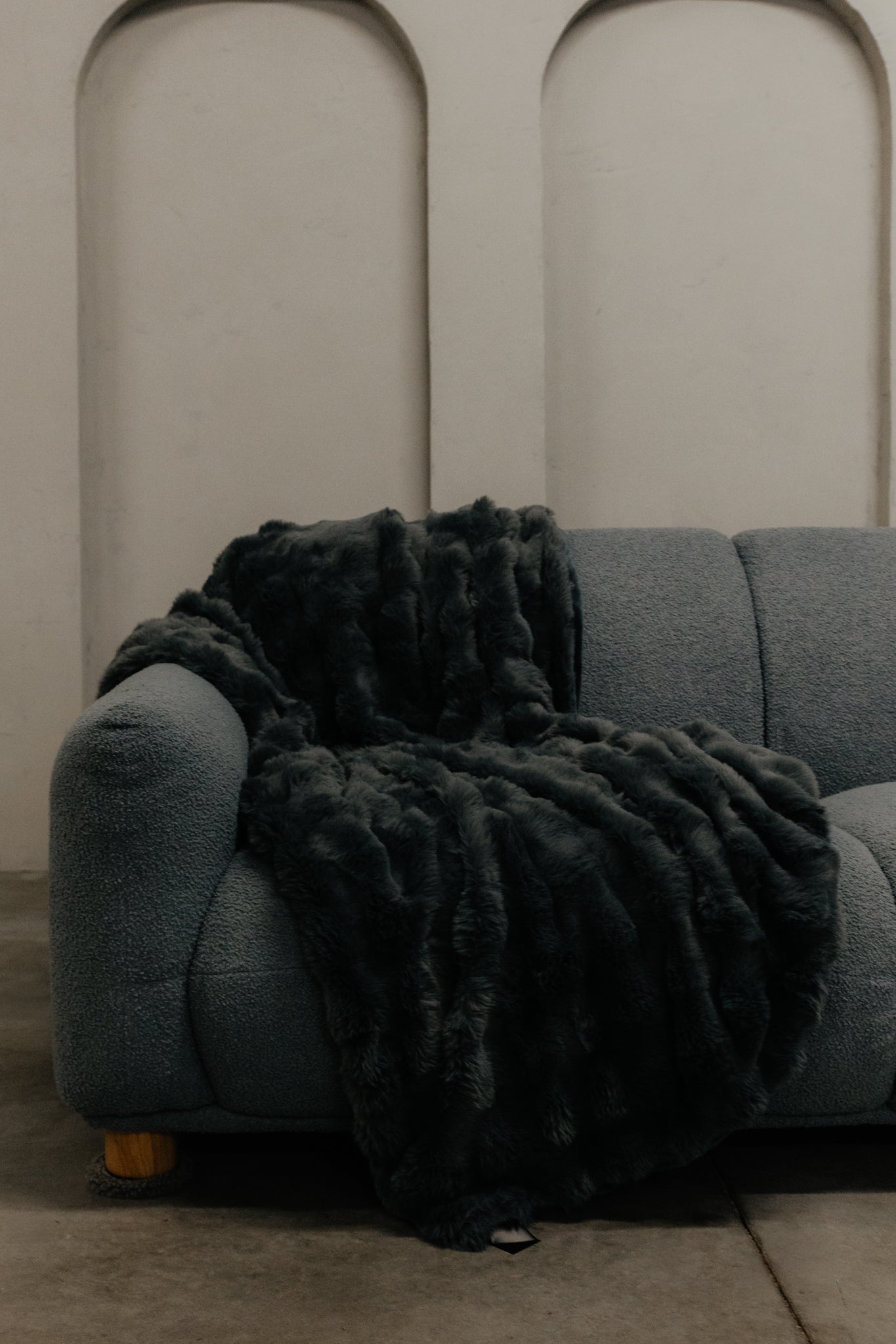 Essential Cozy Throw - Stone